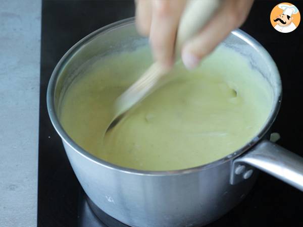 Tarta tropeziana - Preparare etapa 7