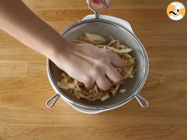 Salata japoneza de varza - Preparare etapa 3
