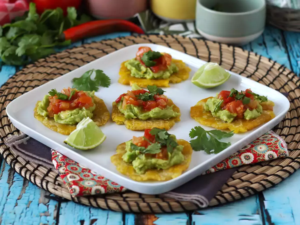 Patacones cu hogao și guacamole - poza 2